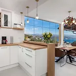 Veranda - Seaview Апартаменты *